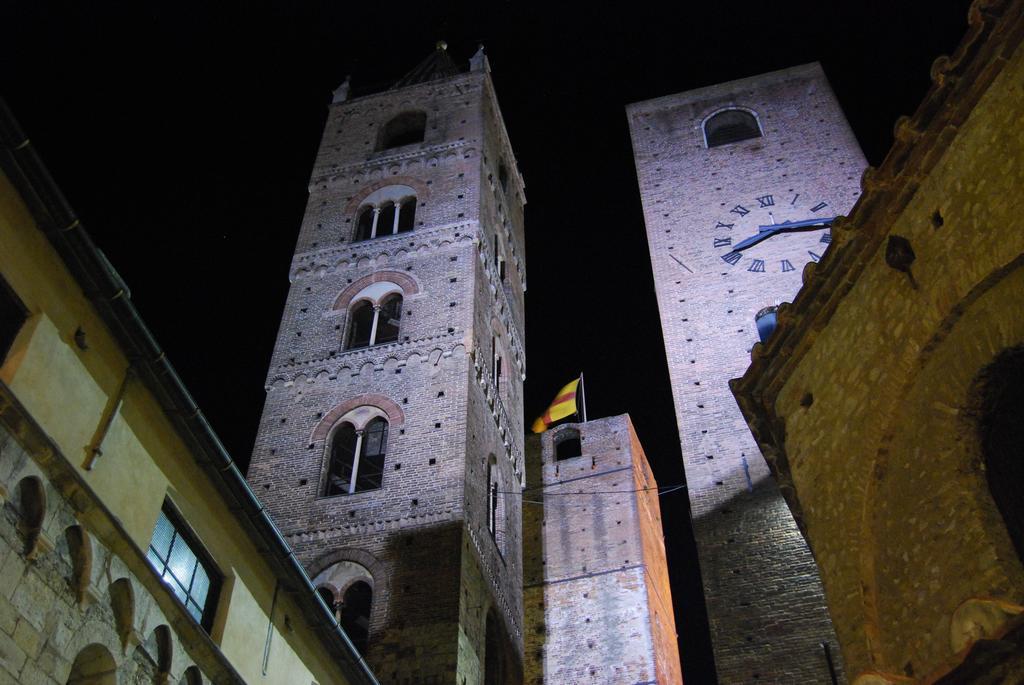 Palazzo Lengueglia B&B Albenga Buitenkant foto